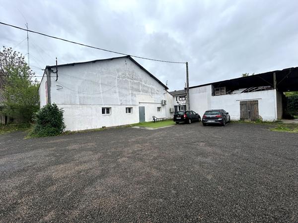 Local commercial centre ville de Nevers 400M2