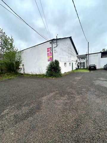 Local commercial centre ville de Nevers 400M2