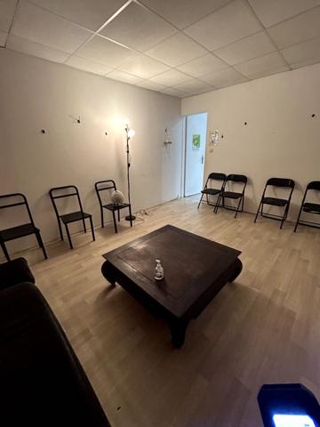 Local commercial centre ville de Nevers 400M2