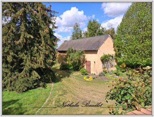 Chevillé (72350) CHEVILLE Longère de 9 pièces (5 chambres), dépendances, plan d'eau, terrain 3932 m²