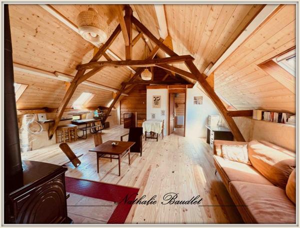 Chevillé (72350) CHEVILLE Longère de 9 pièces (5 chambres), dépendances, plan d'eau, terrain 3932 m²