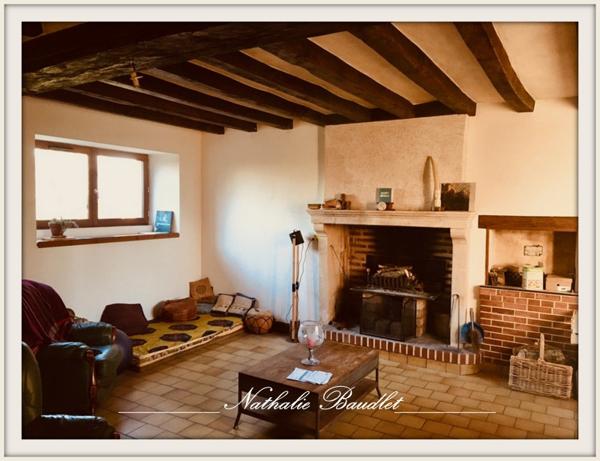 Chevillé (72350) CHEVILLE Longère de 9 pièces (5 chambres), dépendances, plan d'eau, terrain 3932 m²