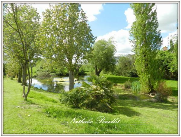 Chevillé (72350) CHEVILLE Longère de 9 pièces (5 chambres), dépendances, plan d'eau, terrain 3932 m²