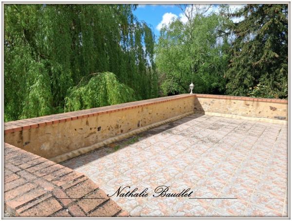 Chevillé (72350) CHEVILLE Longère de 9 pièces (5 chambres), dépendances, plan d'eau, terrain 3932 m²