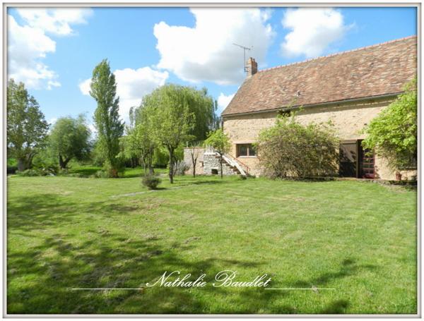 Chevillé (72350) CHEVILLE Longère de 9 pièces (5 chambres), dépendances, plan d'eau, terrain 3932 m²