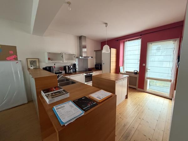 Maison de caractère à vendre – Quartier recherché du port de Vannes – 200 m² – Fort potentiel