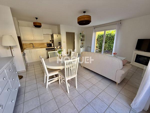 GERZAT - Maison 3 chambres avec petit jardin, 2 places parking