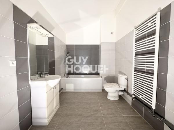 APPARTEMENT À LOUER DE 4 PIÈCES DE 87,83 M²