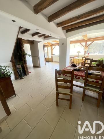 Maison à vendre 7 pièces 208 m² Saint-Valérien
