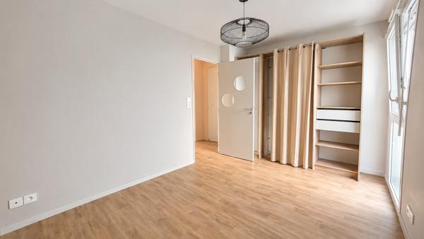 T2 lumineux au rez-de-chaussée, terrasse et jardin, Theix-Noyalo