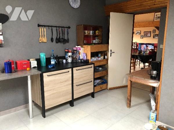 Maison d'habitation et appartement loué idéal investisseur