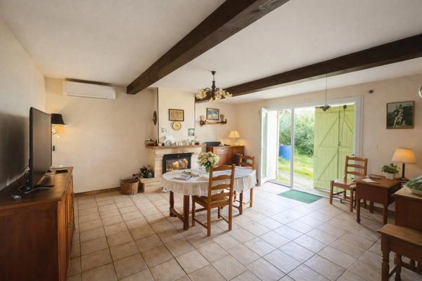 Grande maison familiale  à vendre à Saint-Sauveur (33250) – 200 m² habitables, grande parcelle et plusieurs Garages