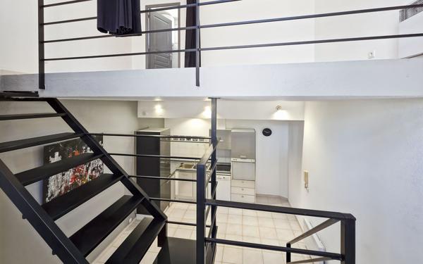 Appartement à vendre    2 pièces • 34 m2 Villeneuve-lès-Avignon