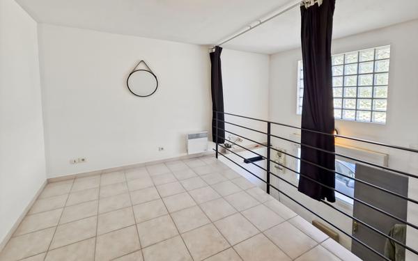 Appartement à vendre    2 pièces • 34 m2 Villeneuve-lès-Avignon