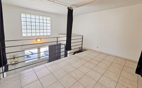 Appartement à vendre    2 pièces • 34 m2 Villeneuve-lès-Avignon