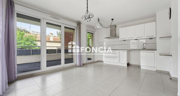 À vendre Appartement 3 pièces 58 m² - Saint-laurent-du-var 06700