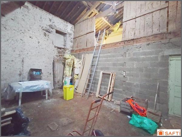 Espace, calme et potentiel : un cadre idéal pour un projet familial à la campagne.