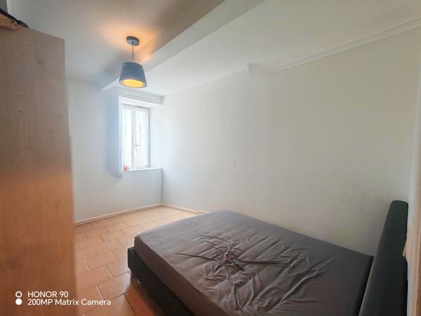 Appartement
         2 pièces
        - 51 m² 76 000 € *