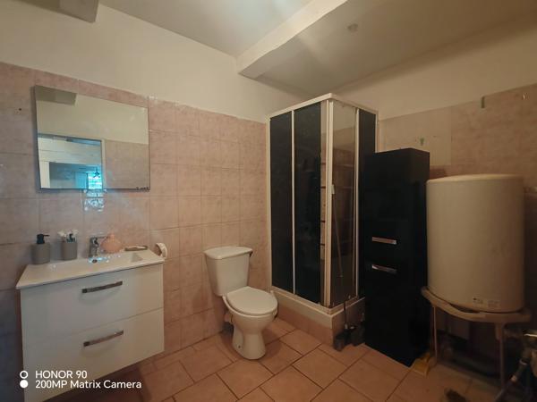 Appartement
         2 pièces
        - 51 m² 76 000 € *