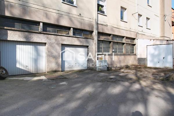 Dépôt-Garage de 228m2!