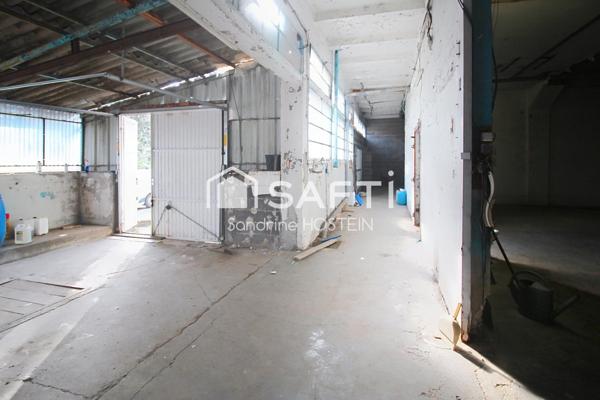 Dépôt-Garage de 228m2!