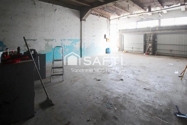 Dépôt-Garage de 228m2!