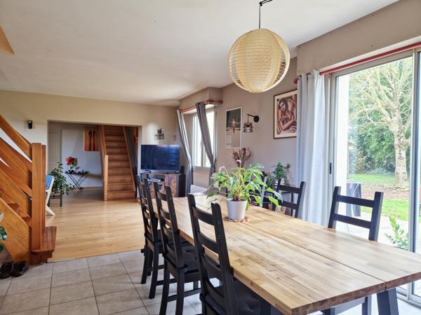 Maison 6 pièces - 146 m² Exclusivité efficity