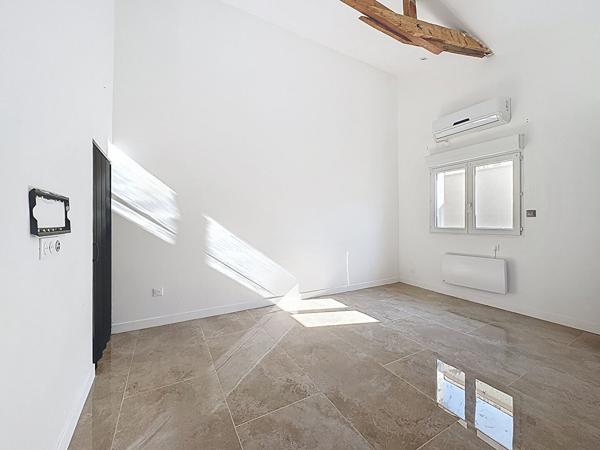 Maison de 2 pièces à louer à Feugarolles - Calme et Confort