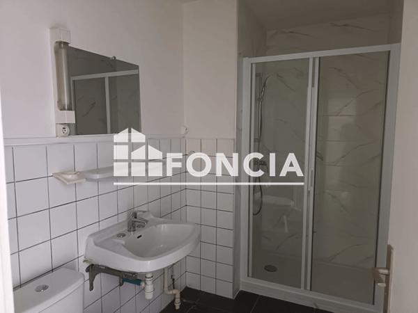 Location Studio 27.23 m² - 32 TER RUE DE FAUCIGNY Annemasse 74100