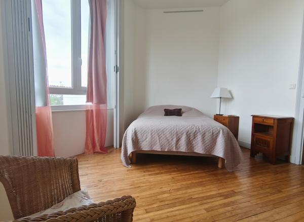 16000 ANGOULEME Bel appartement 4 pièces de 128m² - cave, parking -Victor Hugo