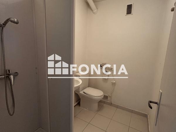 Location Appartement 2 pièces 39.8 m² - 498 AVENUE JEAN JAURES Rives 38140
