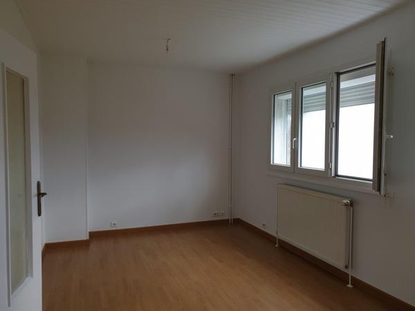 Location Maison 5 pièces 94.99 m² - Vittel 88800