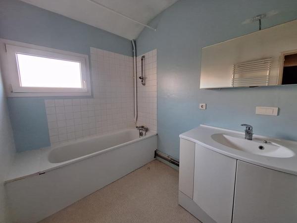 Location Maison 5 pièces 94.99 m² - Vittel 88800