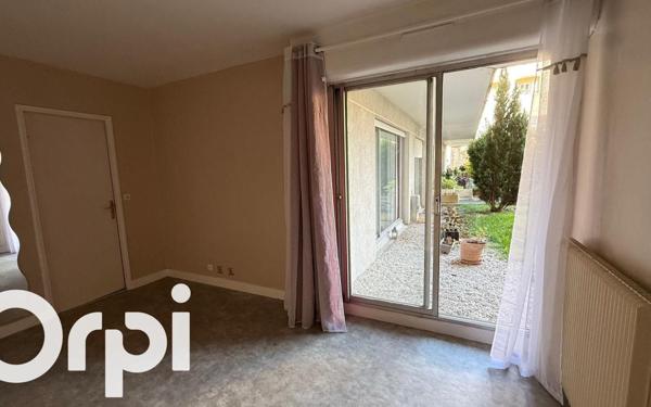 Appartement à vendre    1 pièce • 23,47 m2 Melun