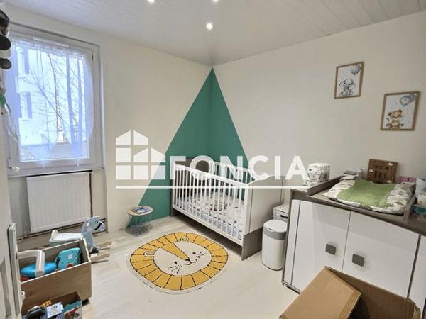 À vendre Maison 4 pièces 97 m² - Le Chambon-feugerolles 42500