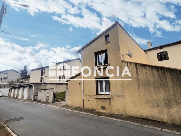 À vendre Maison 4 pièces 97 m² - Le Chambon-feugerolles 42500