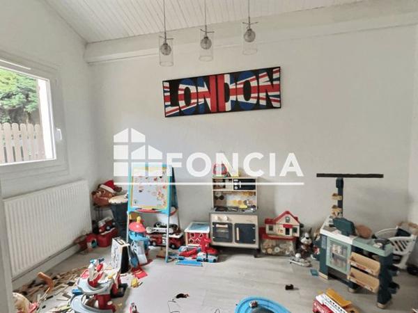 À vendre Maison 4 pièces 97 m² - Le Chambon-feugerolles 42500