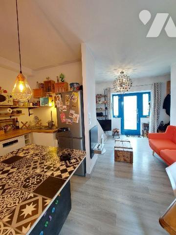 A VENDRE - THORIGNE-FOUILALRD (35)  Maison/appartement 54 m² + place de parking
Dans une copro...