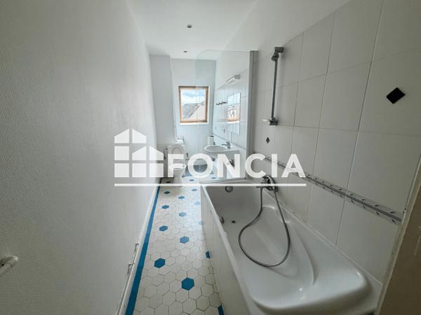 Location Appartement 4 pièces 99.91 m² - 20 RUE HERDER Strasbourg 67000