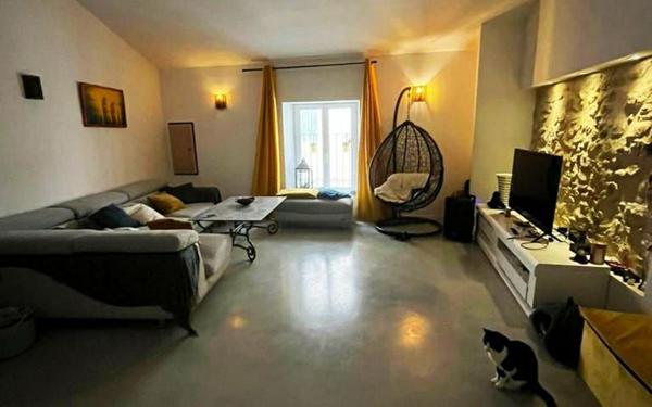 Appartement à louer    4 pièces • 115 m2 Pont-Saint-Esprit