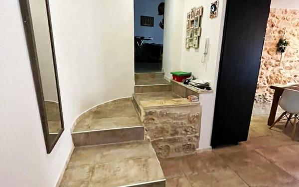 Appartement à louer    4 pièces • 115 m2 Pont-Saint-Esprit