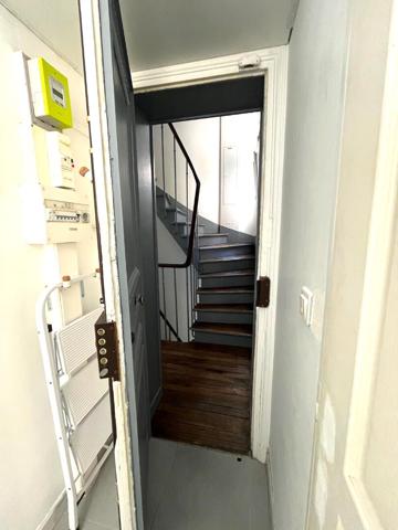 PARIS 12, rue de Wattignies | Studio 12,1 m² au Calme Absolu sur Cour - Parfait État & Faibles Charges