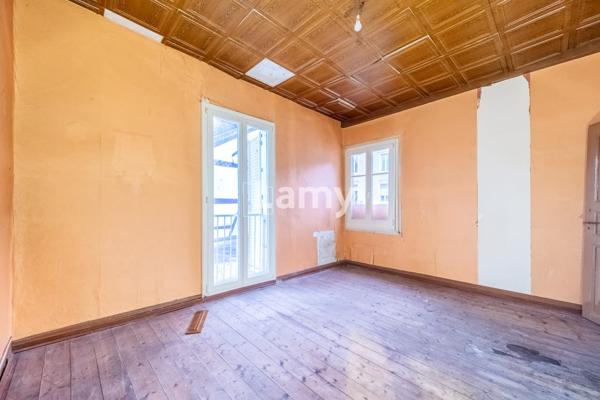 Maison 6 pièces au centre-ville avec cour intérieure