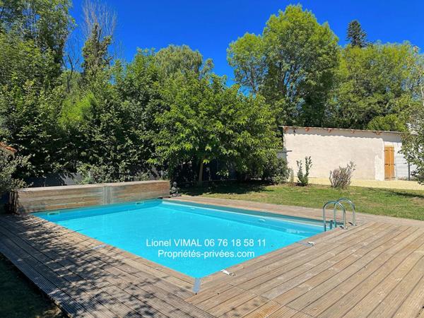 Ensemble immobilier Maison 220 m2 avec local commercial ( env 90 m2 )