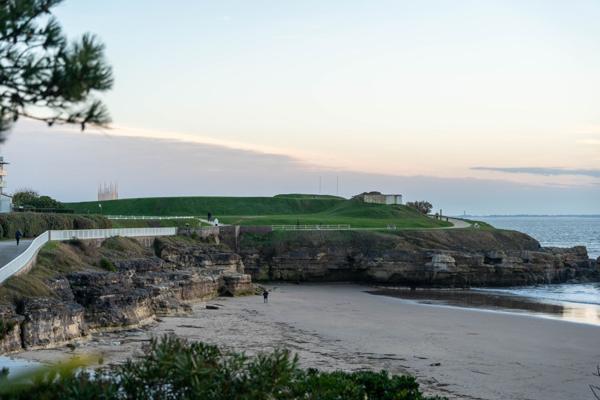 Élégante maison de caractère avec vue mer et piscine