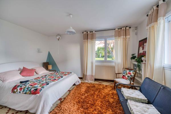 Élégante maison de caractère avec vue mer et piscine