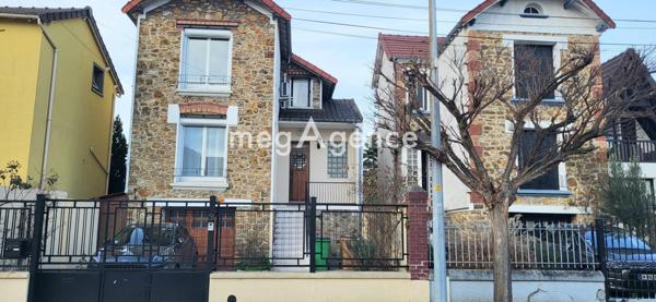 Maison à LES PAVILLONS-SOUS-BOIS, 93320 - 6 pièces 120m²