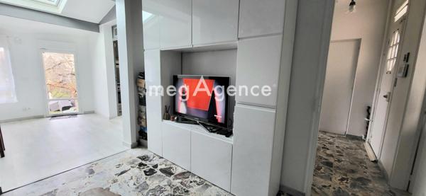 Maison à LES PAVILLONS-SOUS-BOIS, 93320 - 6 pièces 120m²