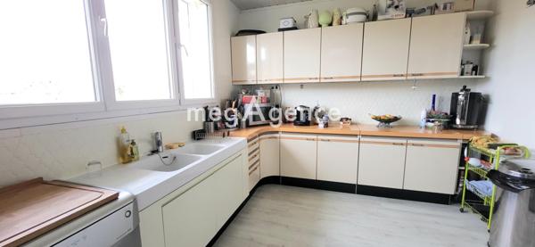 Maison à LES PAVILLONS-SOUS-BOIS, 93320 - 6 pièces 120m²