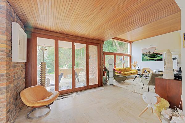 Maison Rueil Malmaison 6 pièce(s) 186 m2 1 880 000 € **  - Référence  19927